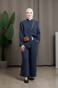 Ensemble chemise et pantalon rayé bleu marine