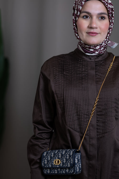 Ensemble chemise plissée et pantalon large marron