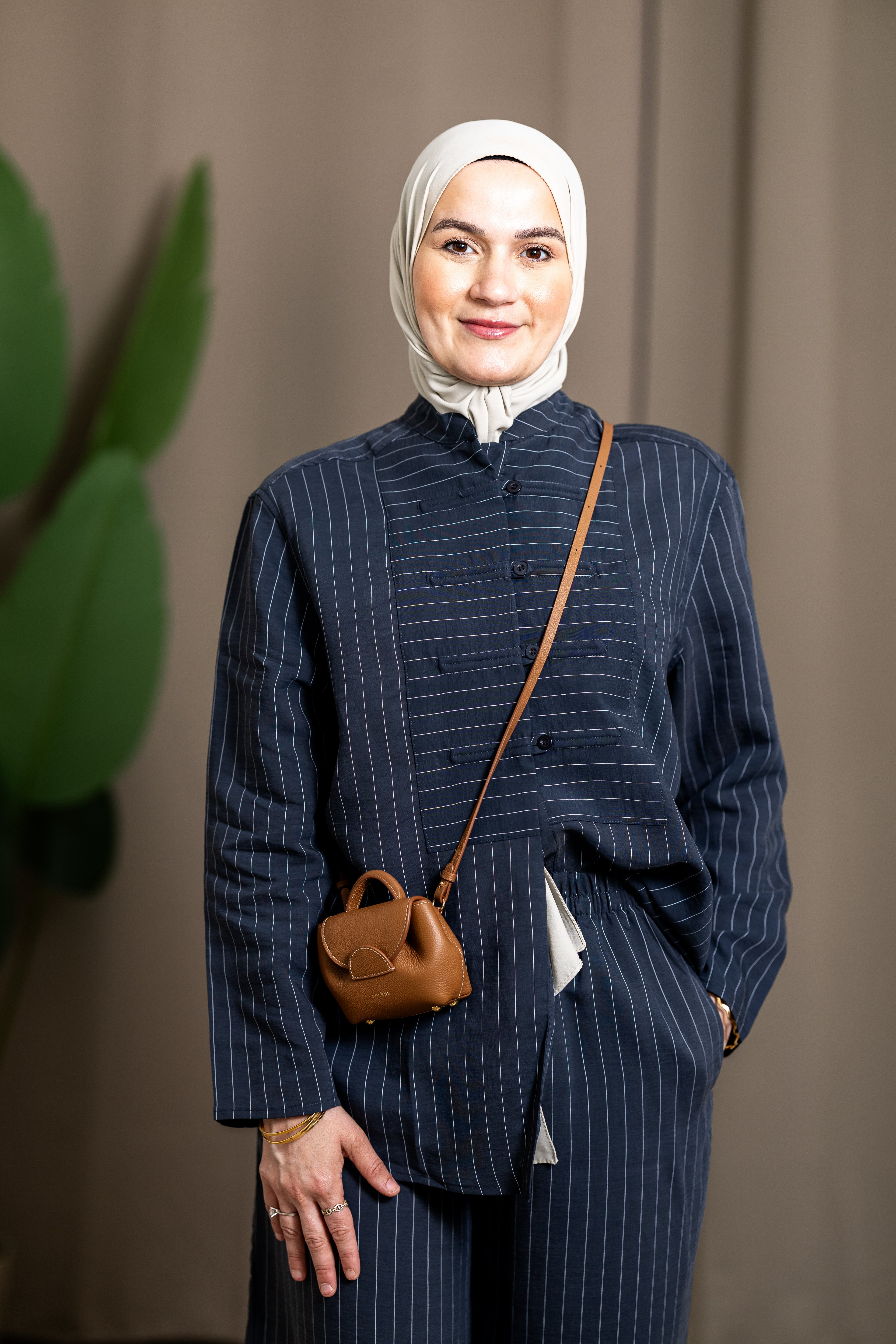 Ensemble chemise et pantalon rayé bleu marine