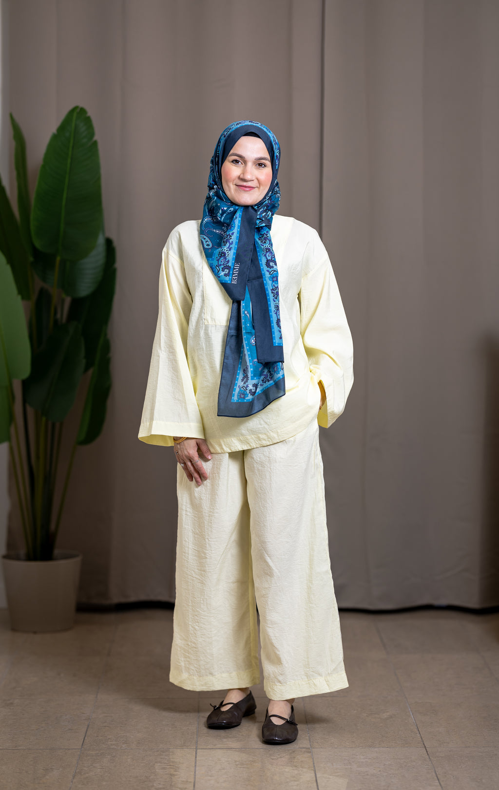 Ensemble Tunique Oversize et Pantalon Fluide Jaune